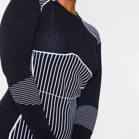 Seamless Knit Contour Detail Bodycon dress - Picture 1 of 2